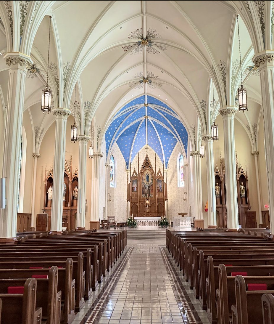 Interior sanctuary of the Basilica of St. Mary of the Assumption in Lancaster, Ohio