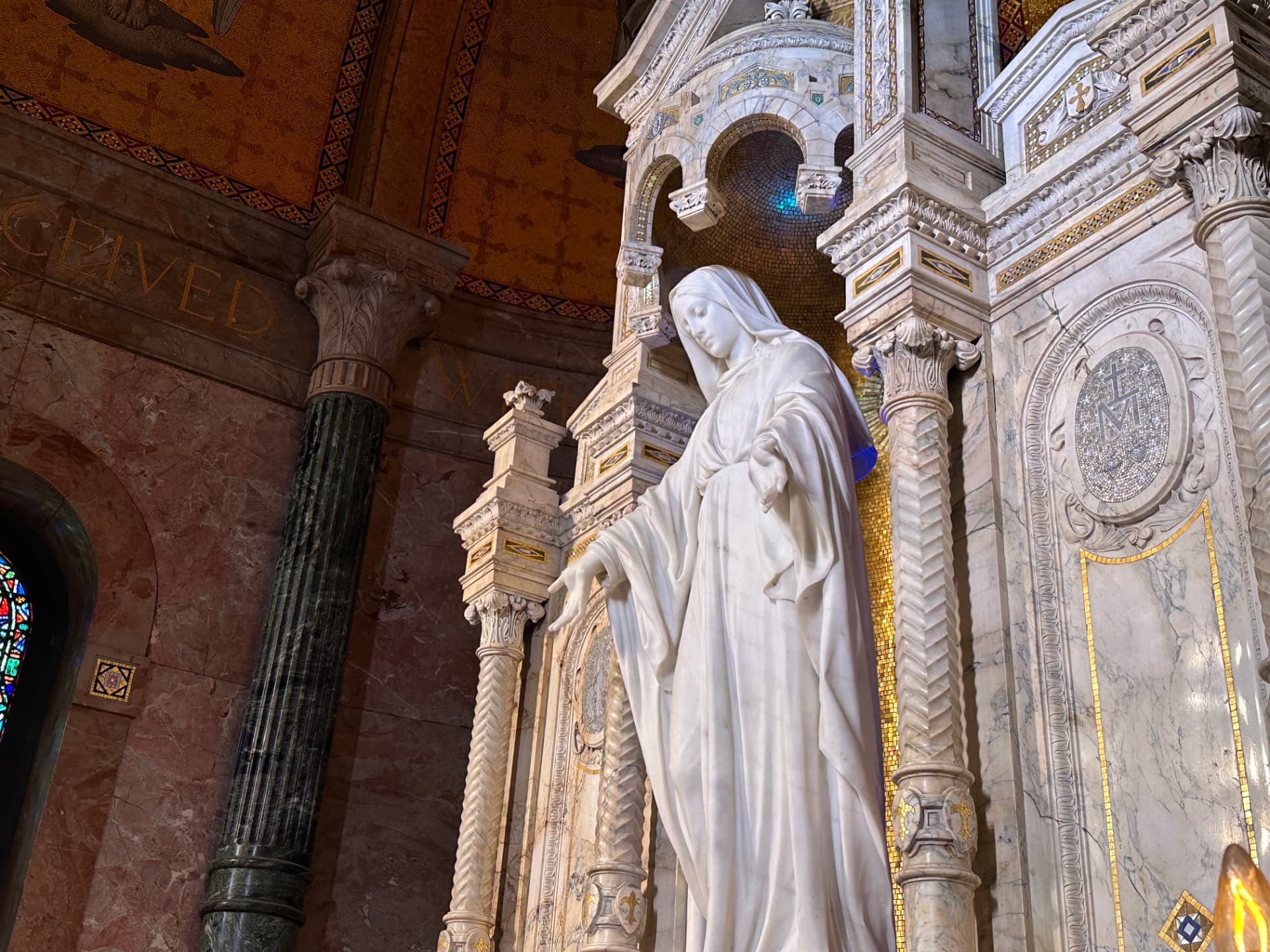 Statue of the Blessed Virgin Mary inside the Basilica Shrine of Our Lady of the Miraculous Medal in Philadelphia, Pennsylvania