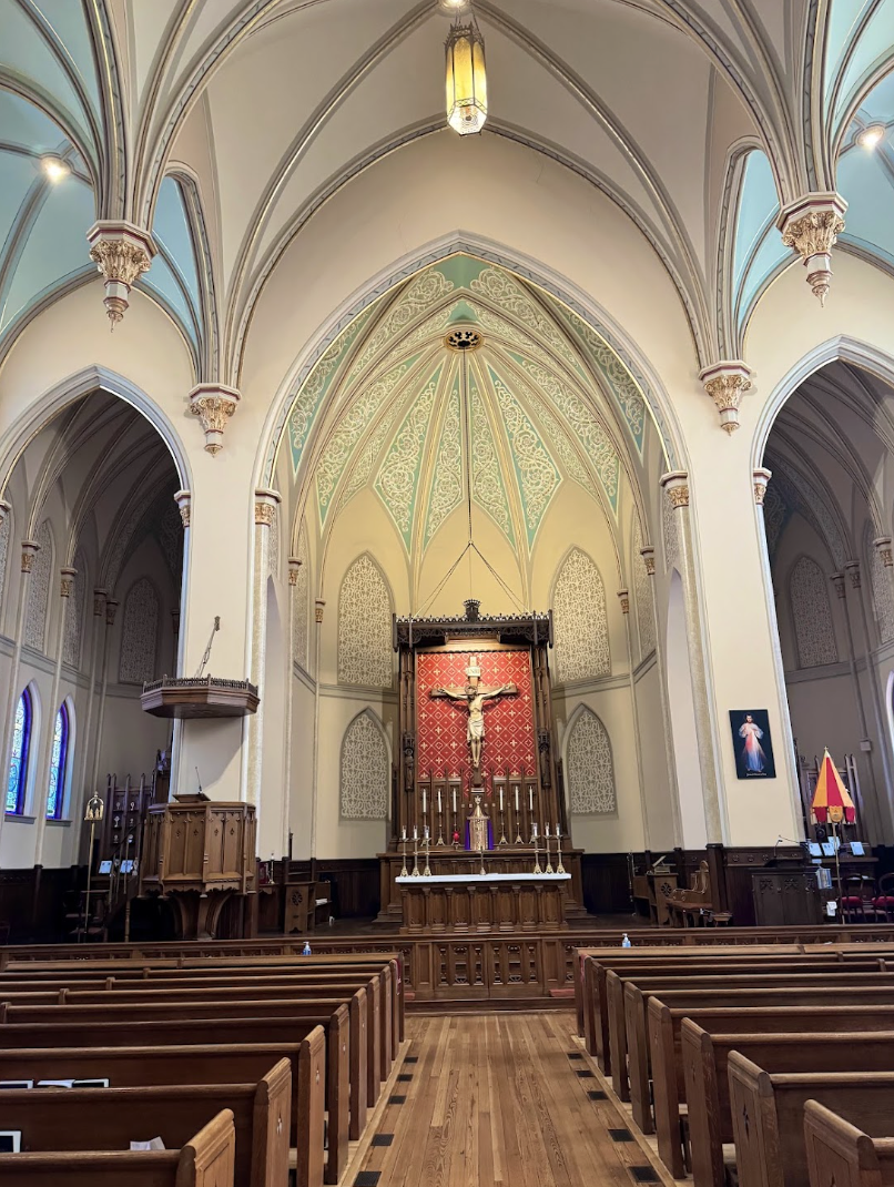 Interior sanctuary of the Basilica of Saints Peter and Paul in Chattanooga, Tennessee